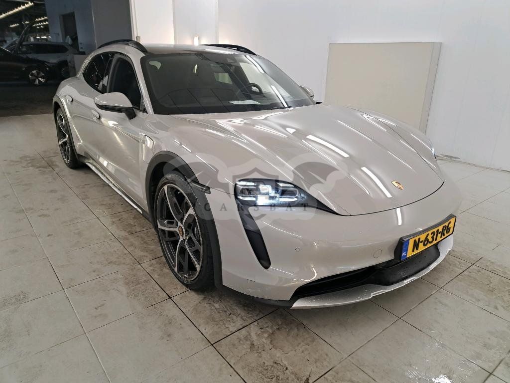 Porsche Taycan 4 93 kWh 2021