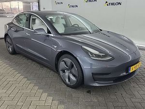 Tesla Model 3 Standard Range Plus 2020