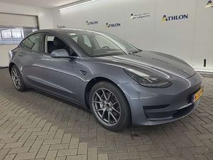 Tesla Model 3 Standard Range Plus 60 kWh 2021