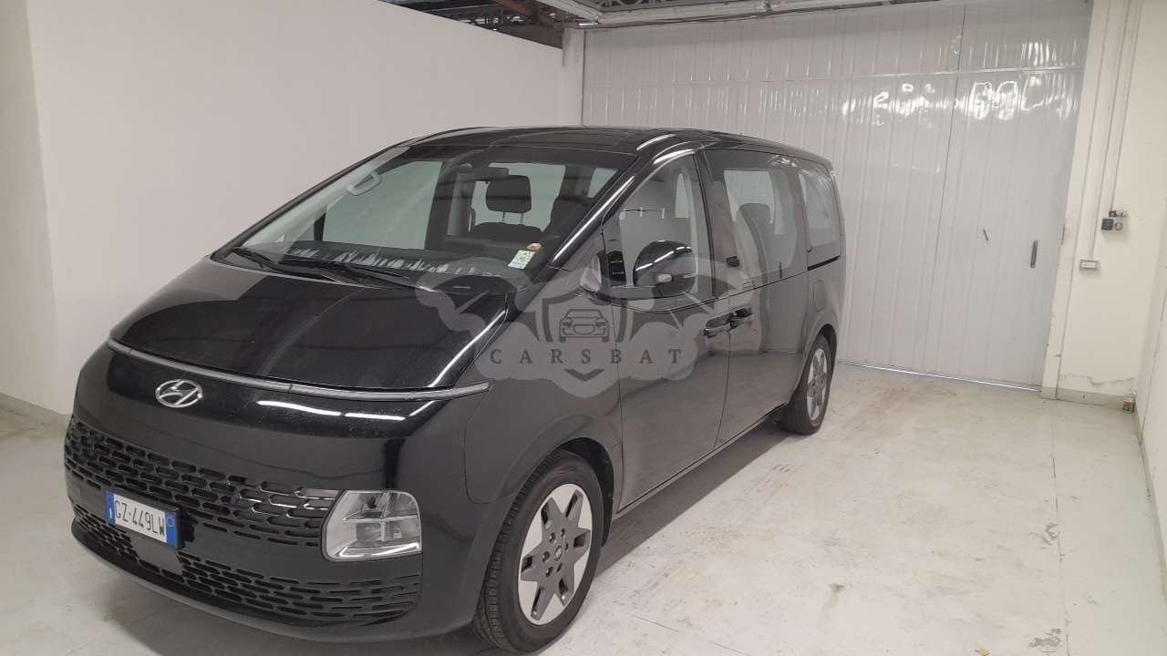 Hyundai Staria 2.2 CRDI 2024