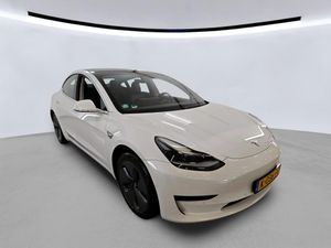Tesla Model 3 Standard Range Plus 60 kWh 2020