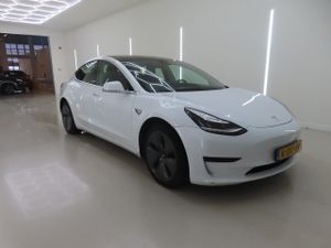 Tesla Model 3 Standard Range Plus 2020