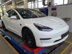Tesla Model 3 Long Range Performance 2022