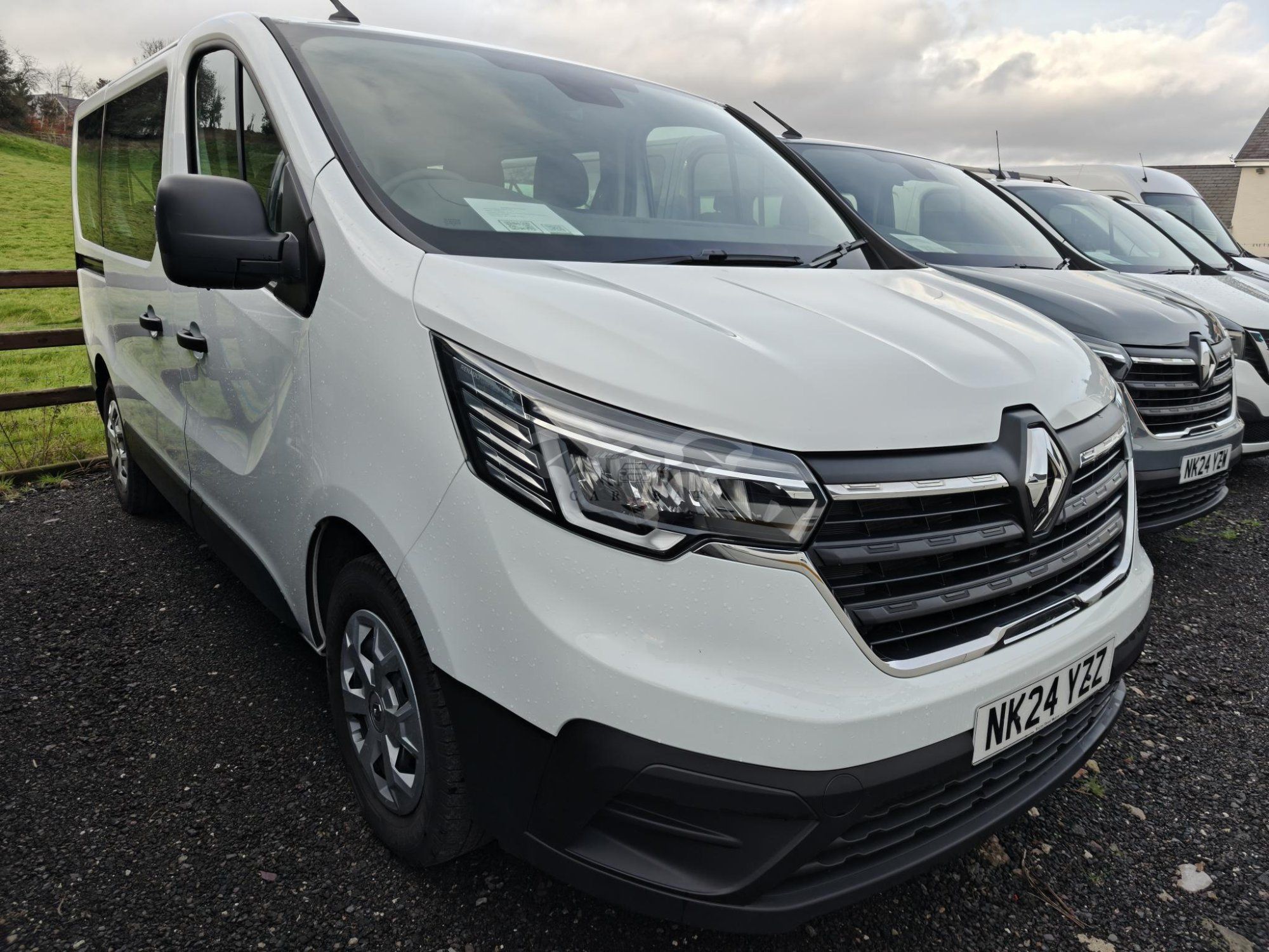 Renault Trafic Passenger 2.0 DCI Business 2024
