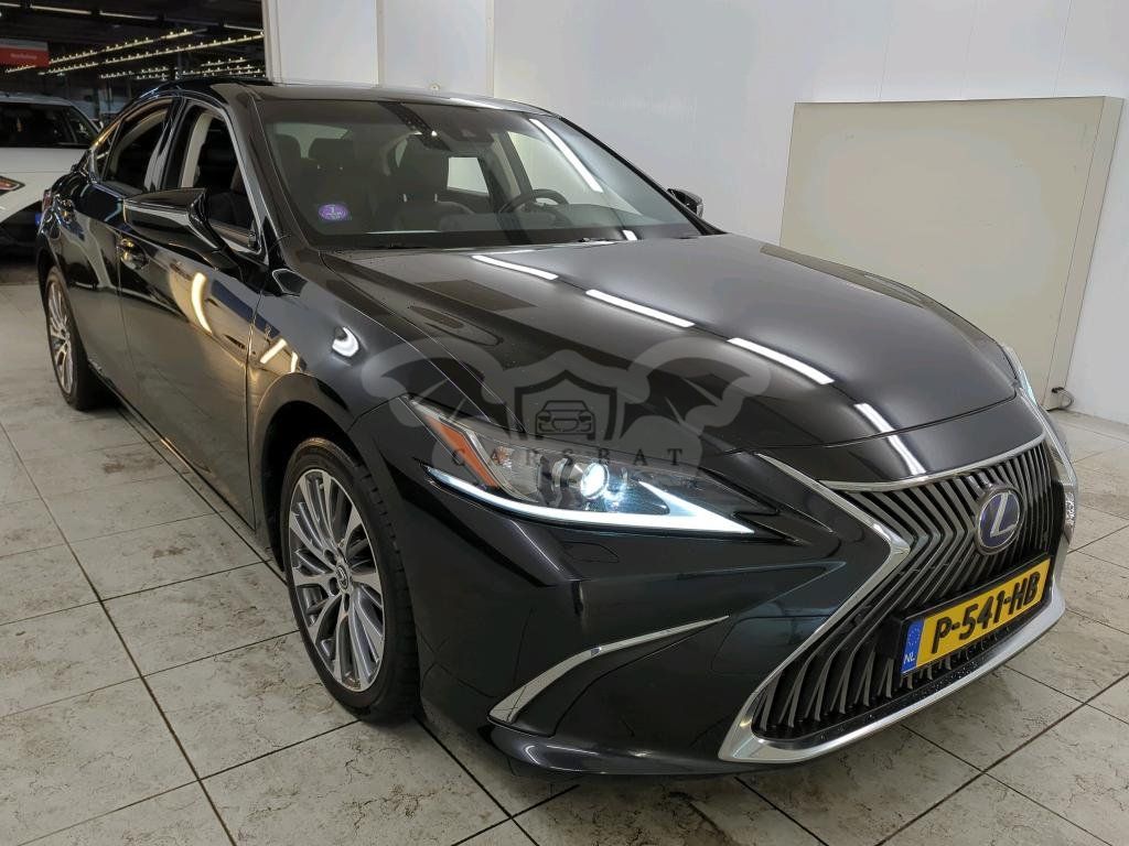 Lexus ES 300h Business 2022