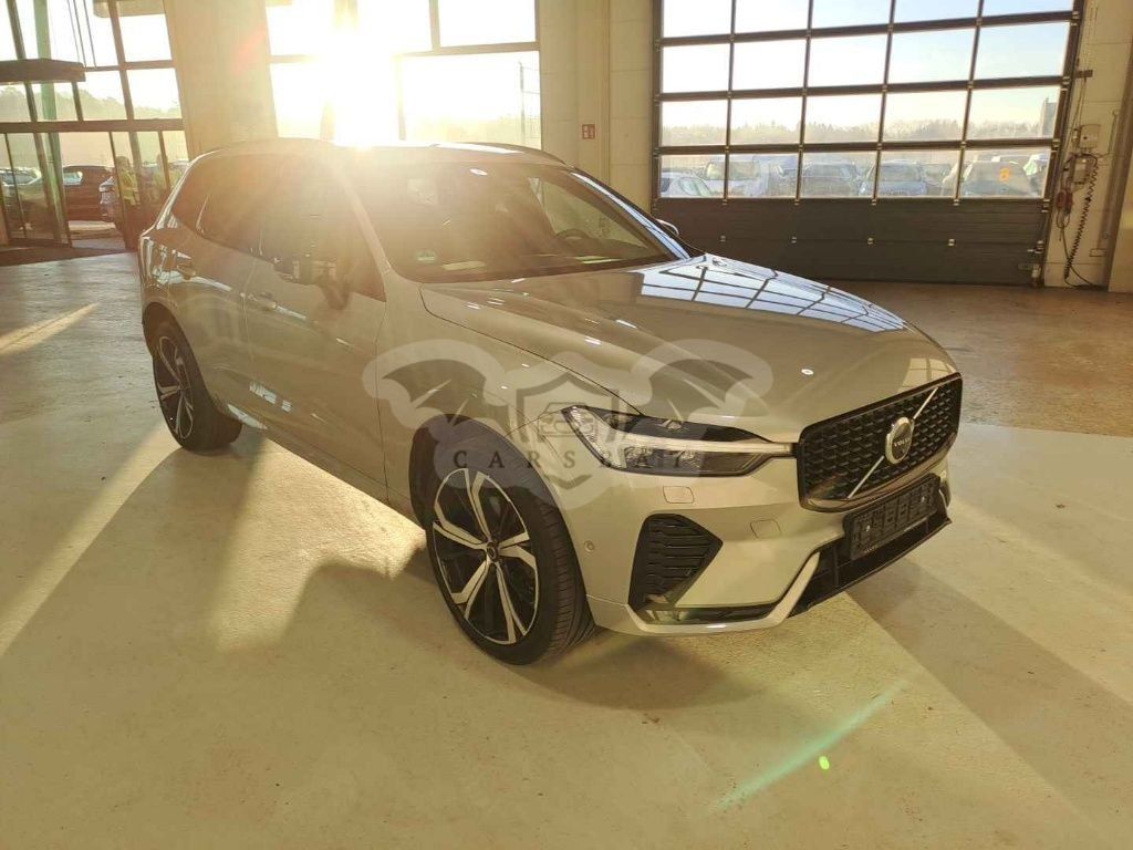 Volvo XC60 Plus Dark 2023