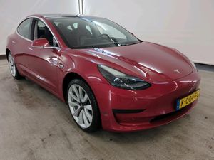 Tesla Model 3 Standard Range Plus 60 kWh 2020