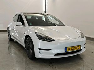 Tesla Model 3 Standard Range Plus 60 kWh 2020