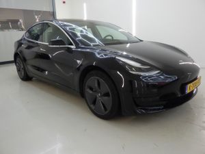 Tesla Model 3 Standard Range Plus 2020