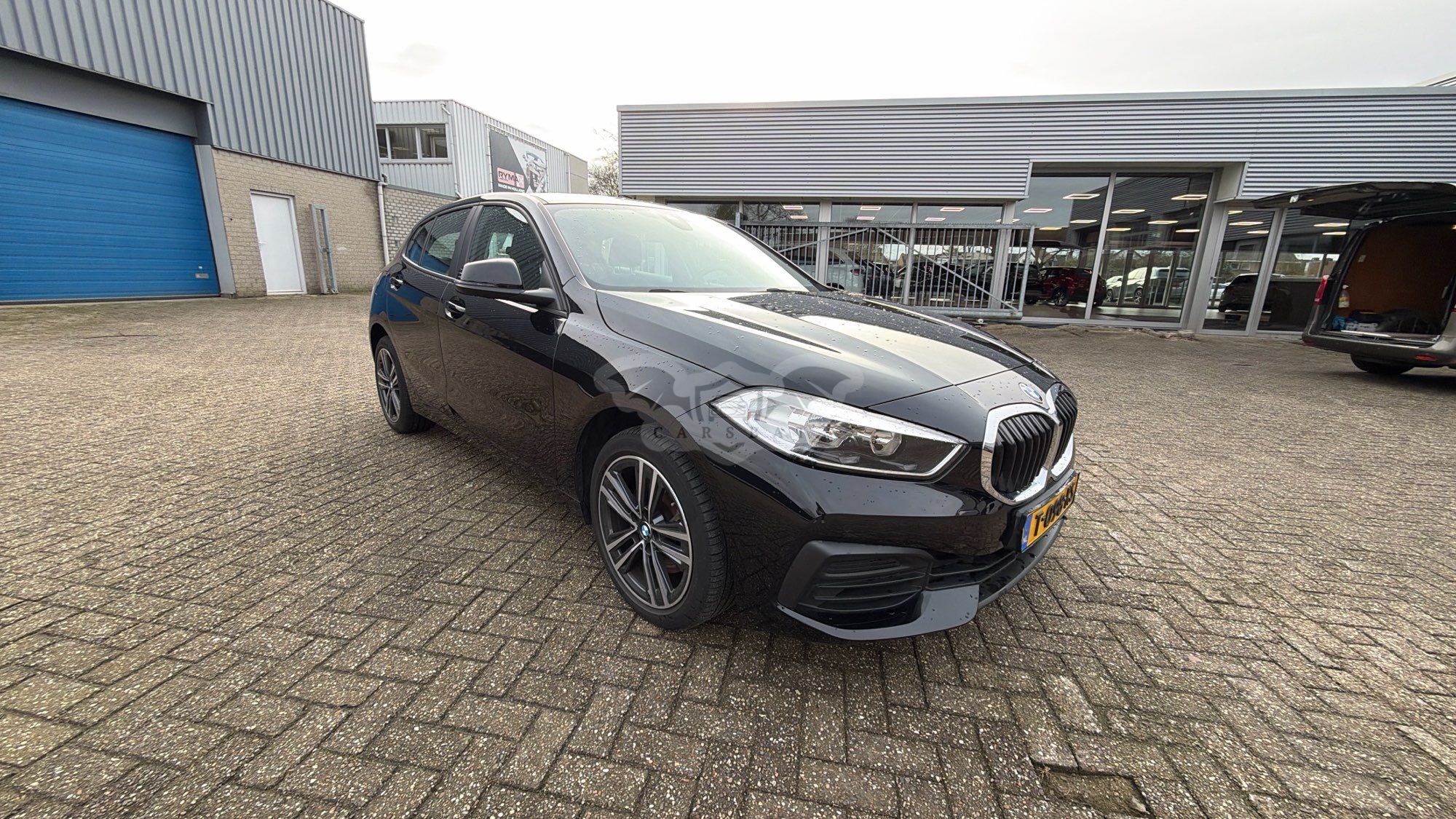 BMW 1 Series 118i Business Innovation 2023