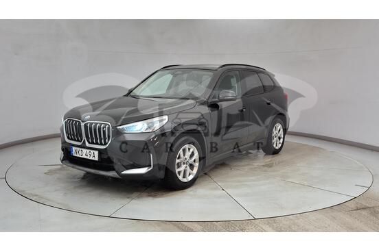 BMW iX1 2023