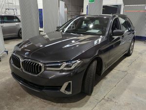BMW 5 Series Touring 520d 2022