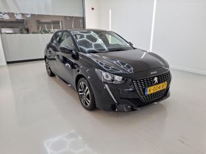 Peugeot 208 1.2i Allure 2021