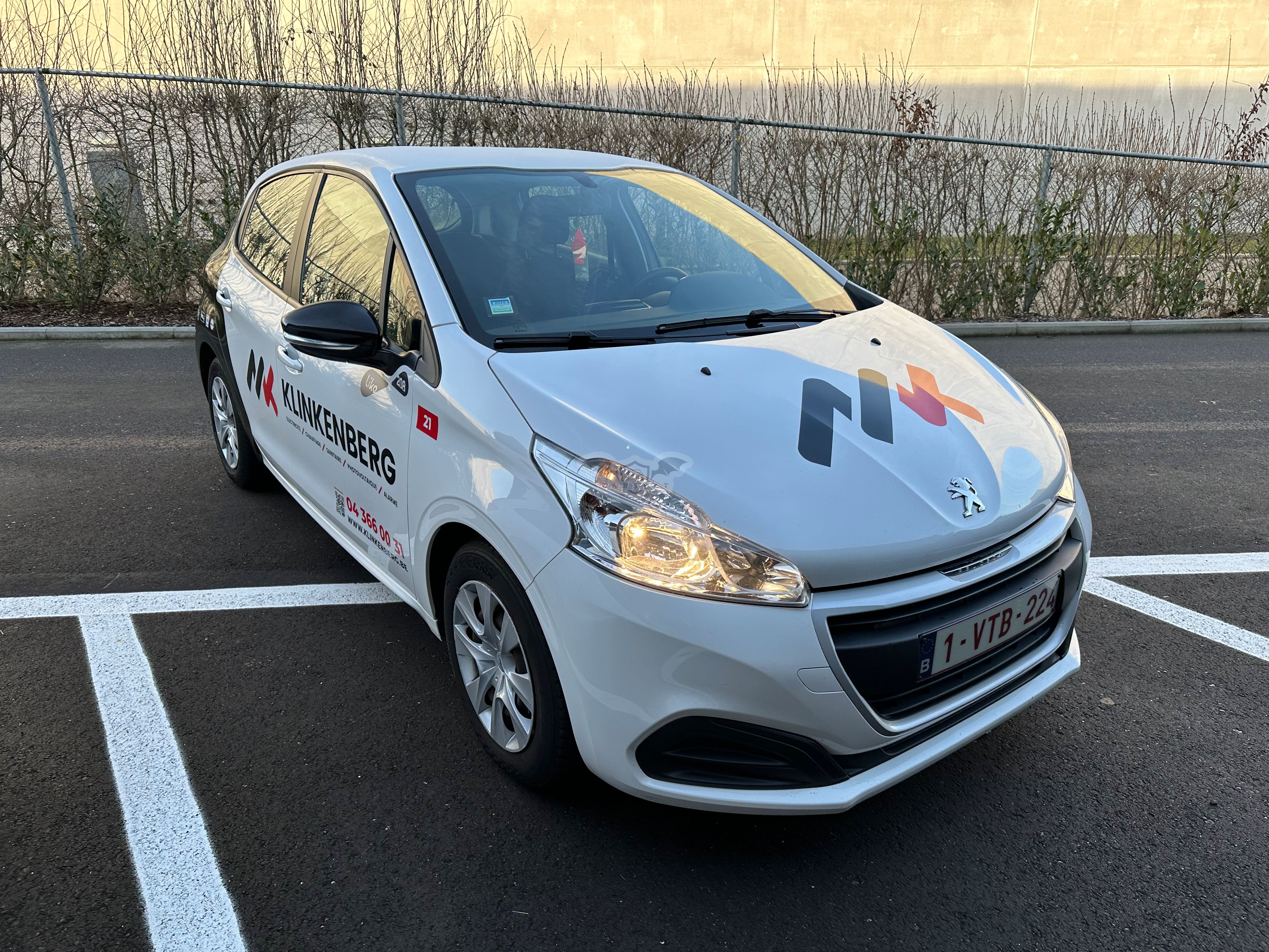Peugeot 208 1.2i Like 2018