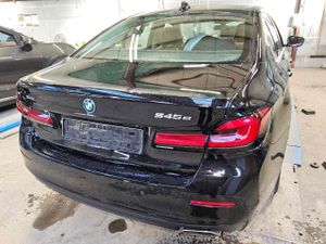 BMW 5 Series 545e 2021