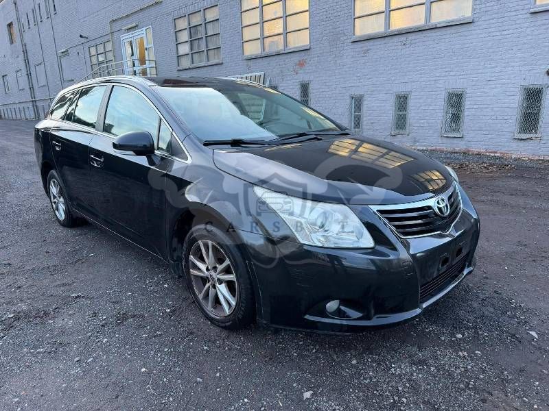 Toyota Avensis 2.0 D-4D Sol 2010