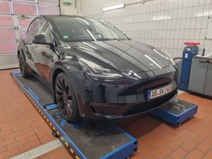 Tesla Model Y Performance 2022