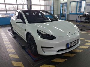 Tesla Model 3 Long Range 2021