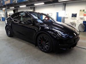 Tesla Model Y Performance 2022