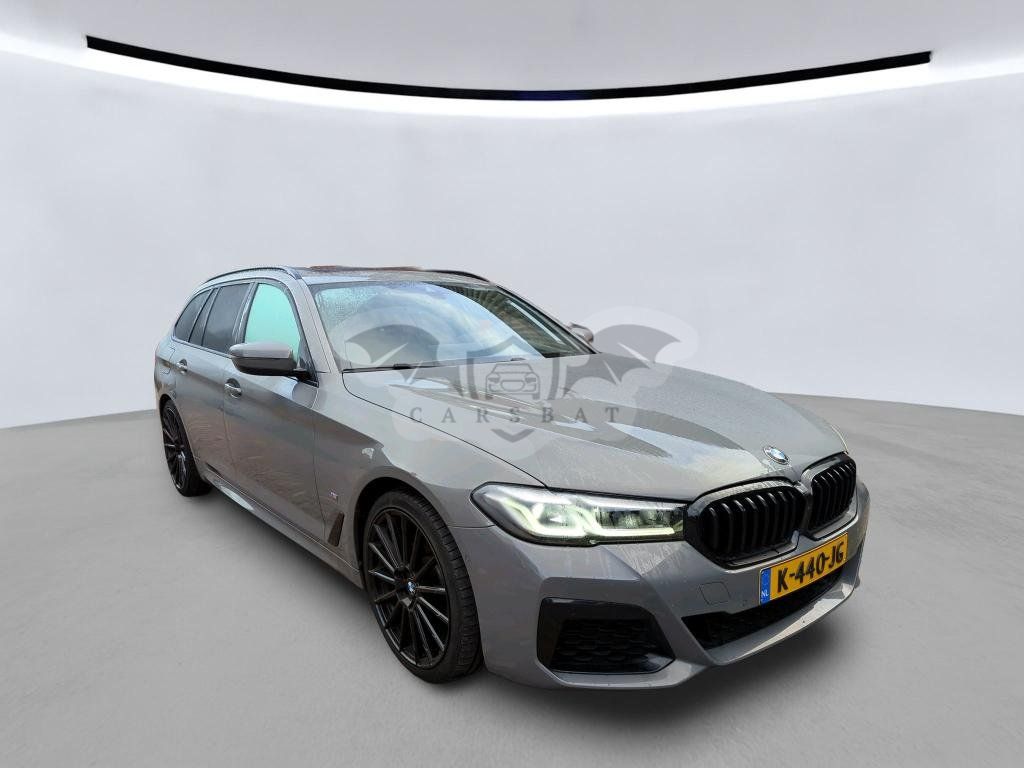 BMW 5 Series Touring 520i M Sport 2021