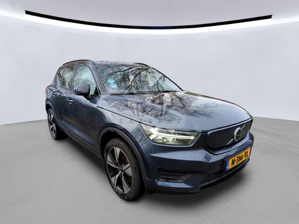 Volvo XC40 Plus 2021