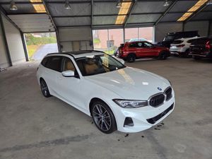 BMW 3 Series Touring 318i Sport 2023