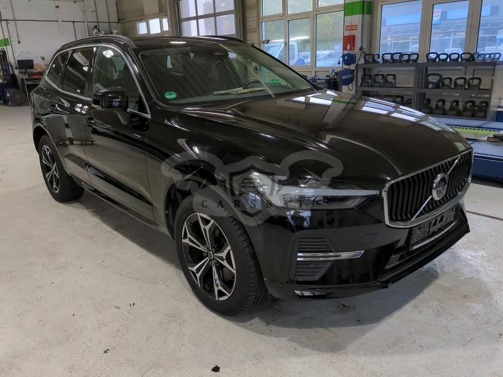 Volvo XC60 2.0 B4 Momentum Pro 2022