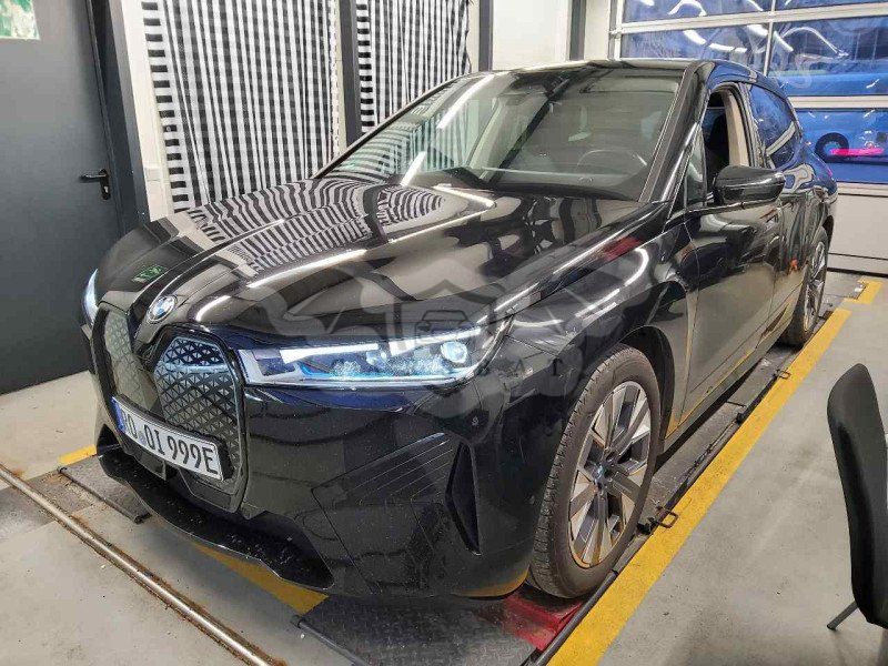 BMW iX 40 2023