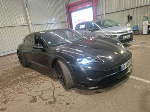 Porsche Taycan 4S Cross Turismo 2022