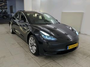Tesla Model 3 Standard Range Plus 60 kWh 2020