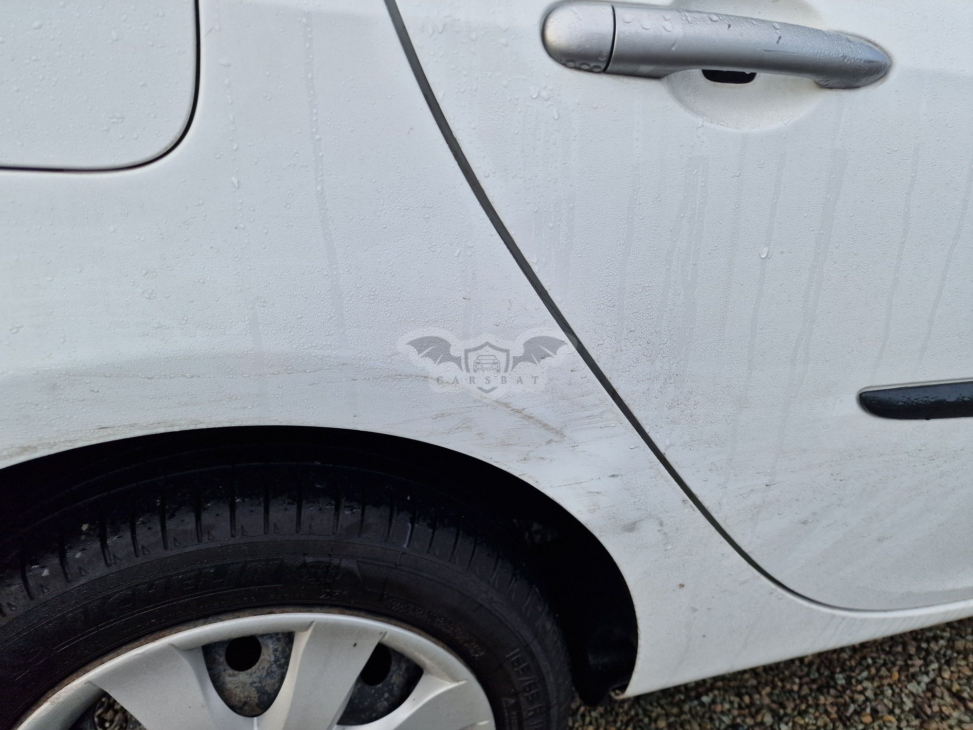 Renault Clio 1.2i Expression 2011