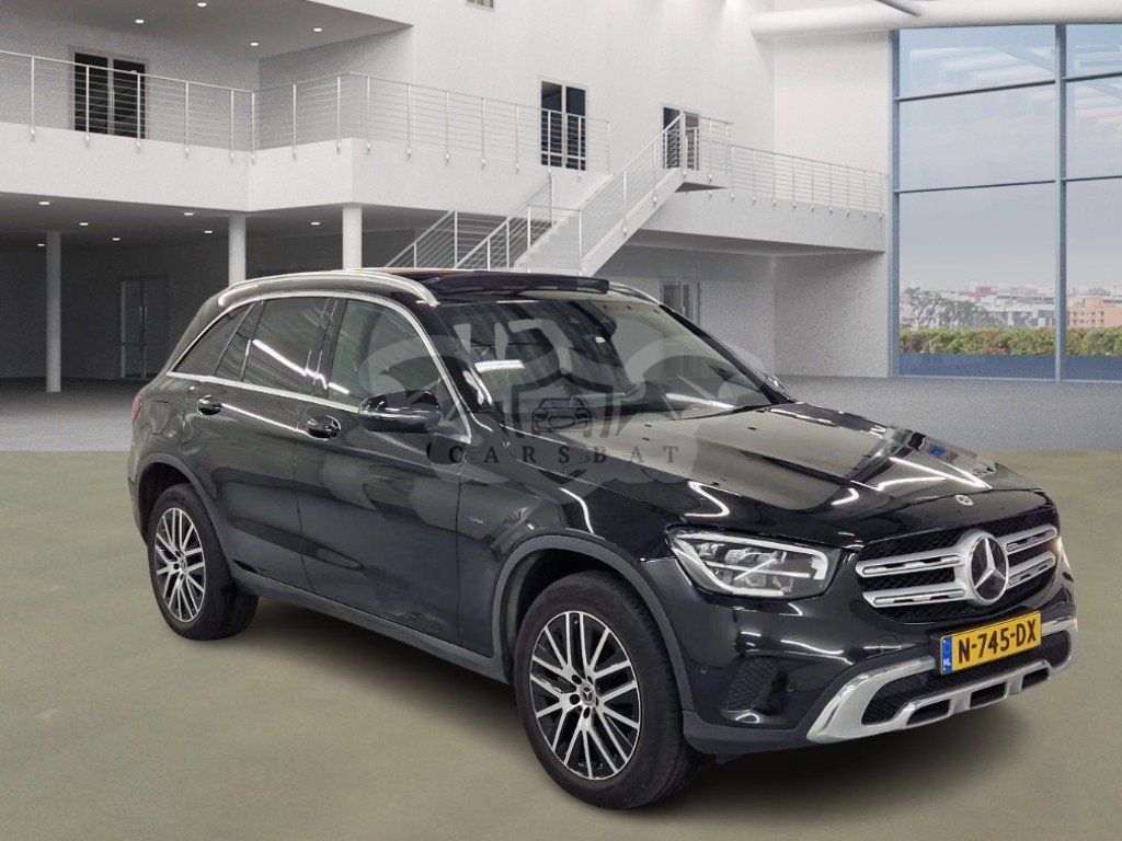 Mercedes-Benz GLC 300de Luxury 2021