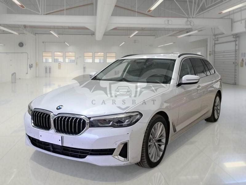 BMW 5 Series Touring 520d Luxury 2021