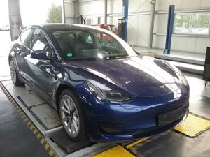 Tesla Model 3 Standard Range 2022