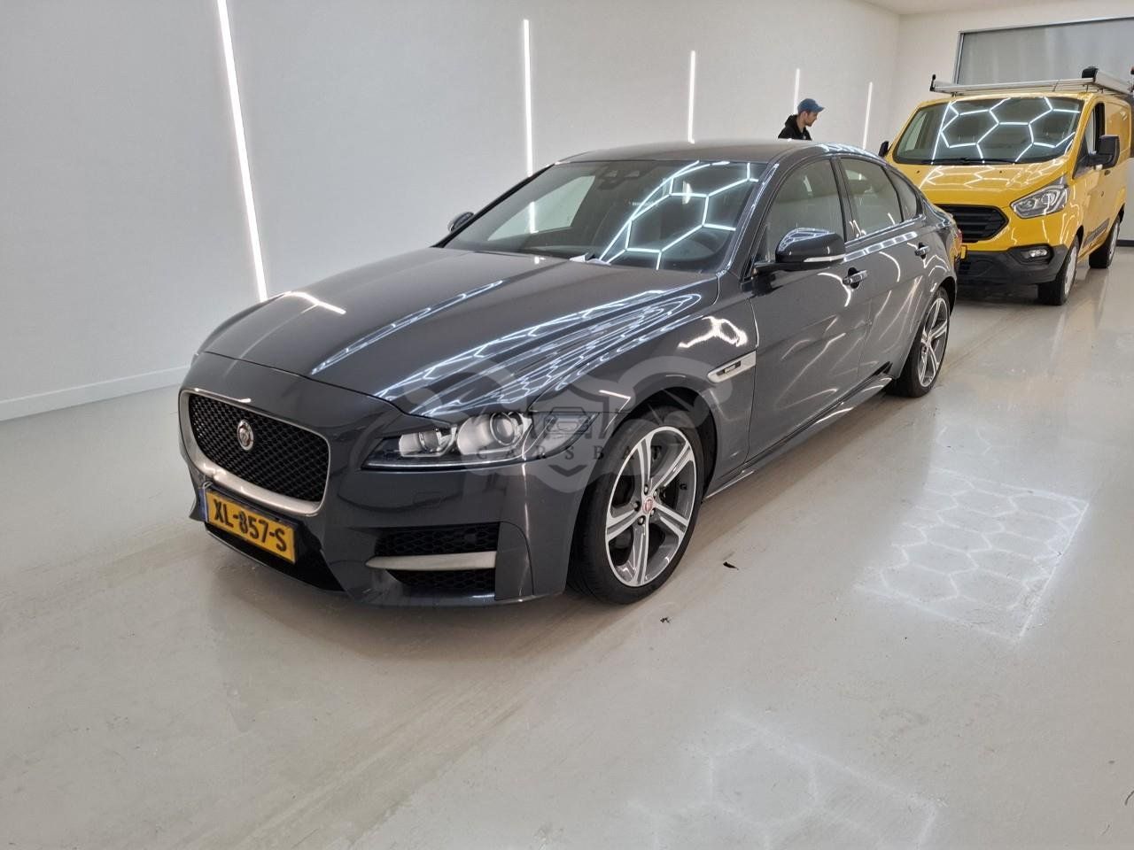 Jaguar XF 2.0 R Sport 2019