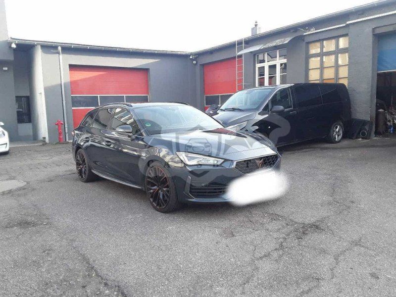 Cupra Leon Sportstourer 2.0 TSI VZ 2021