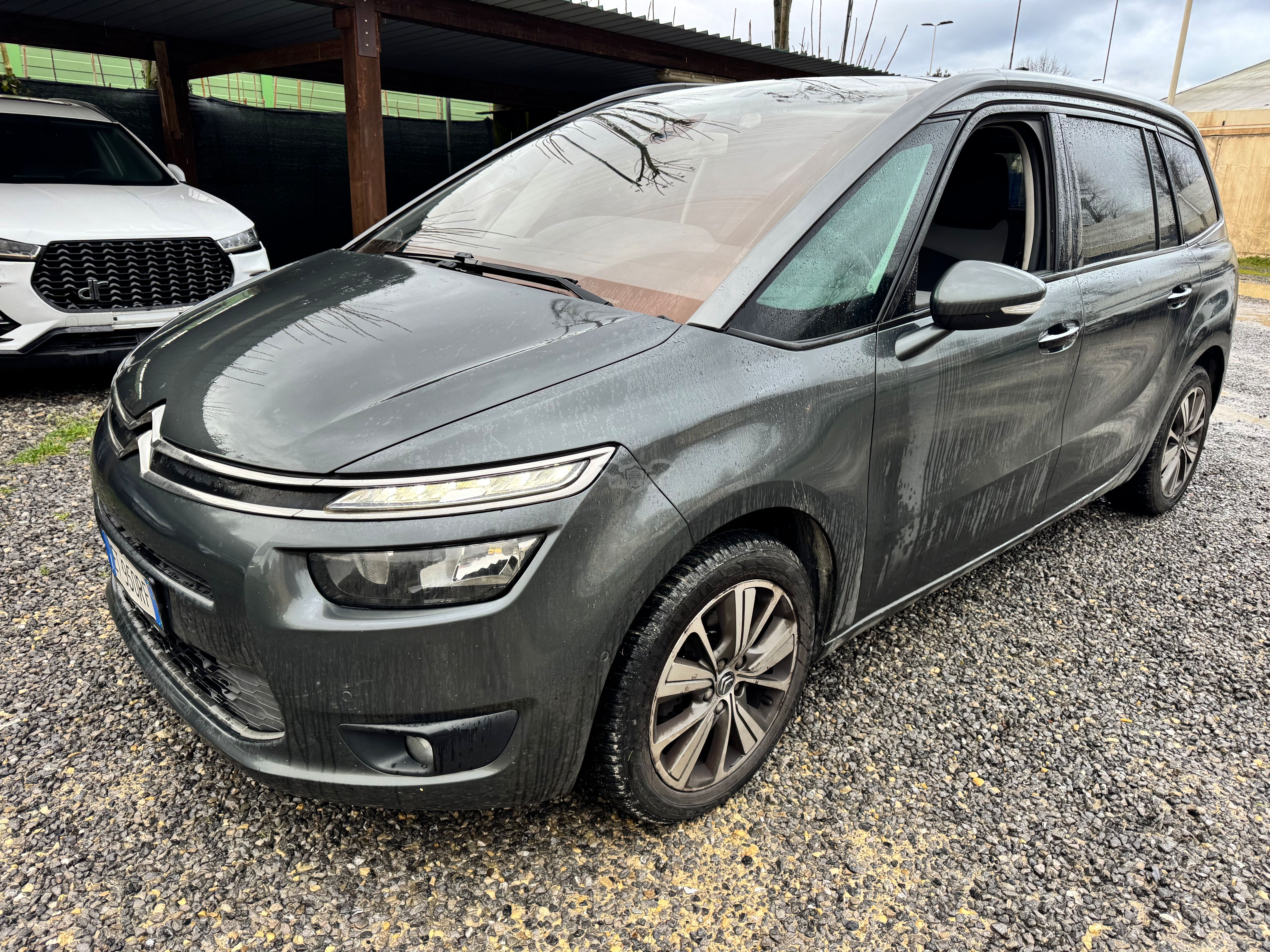Citroën C4 Grand Spacetourer 1.6 HDI 2013