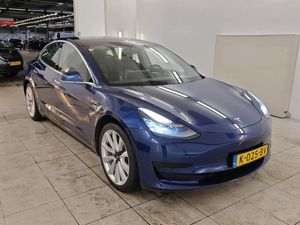 Tesla Model 3 Standard Range Plus 60 kWh 2020