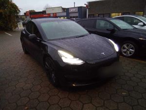 Tesla Model 3 Long Range Performance 2022