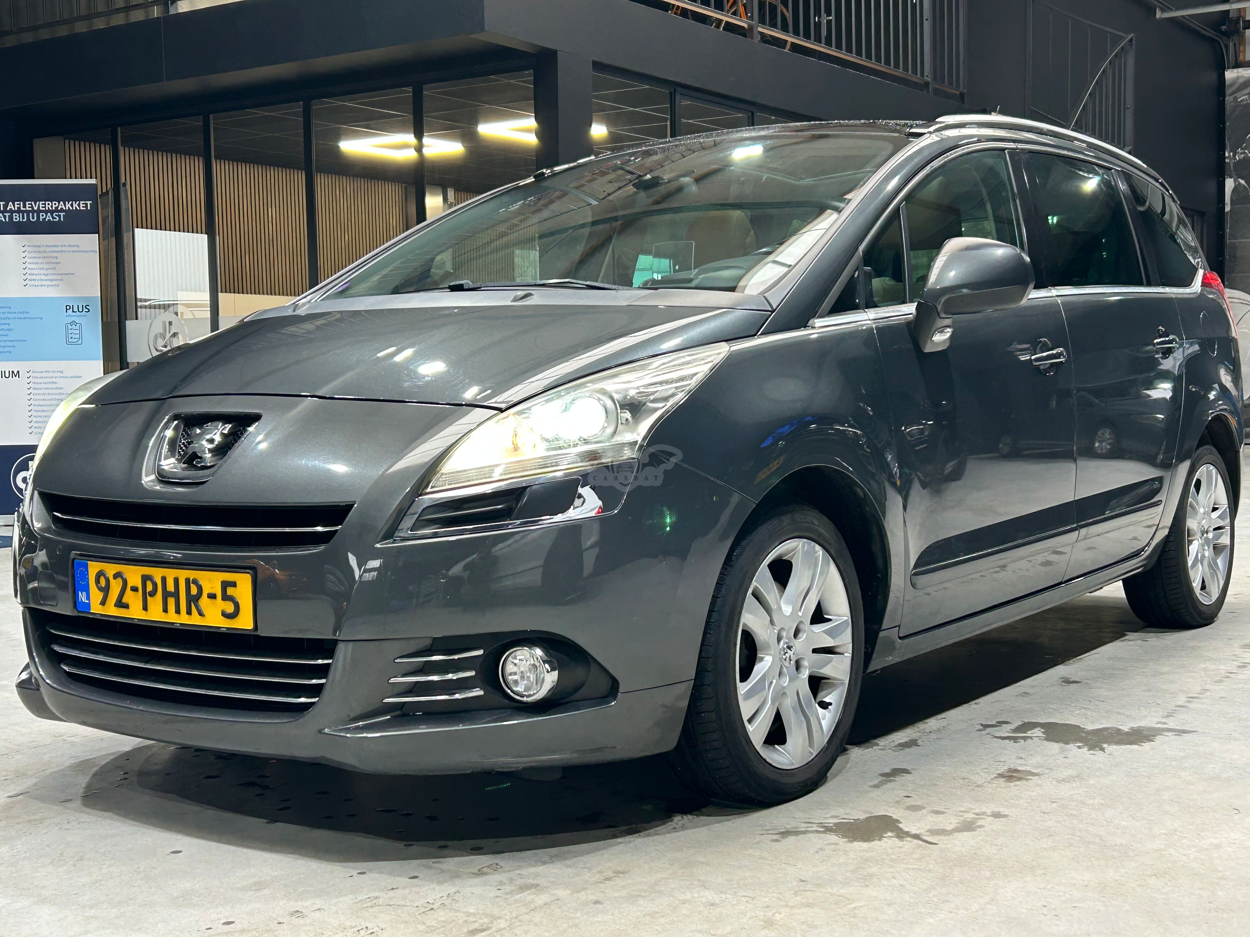 Peugeot 5008 1.6 THP Executive 2011