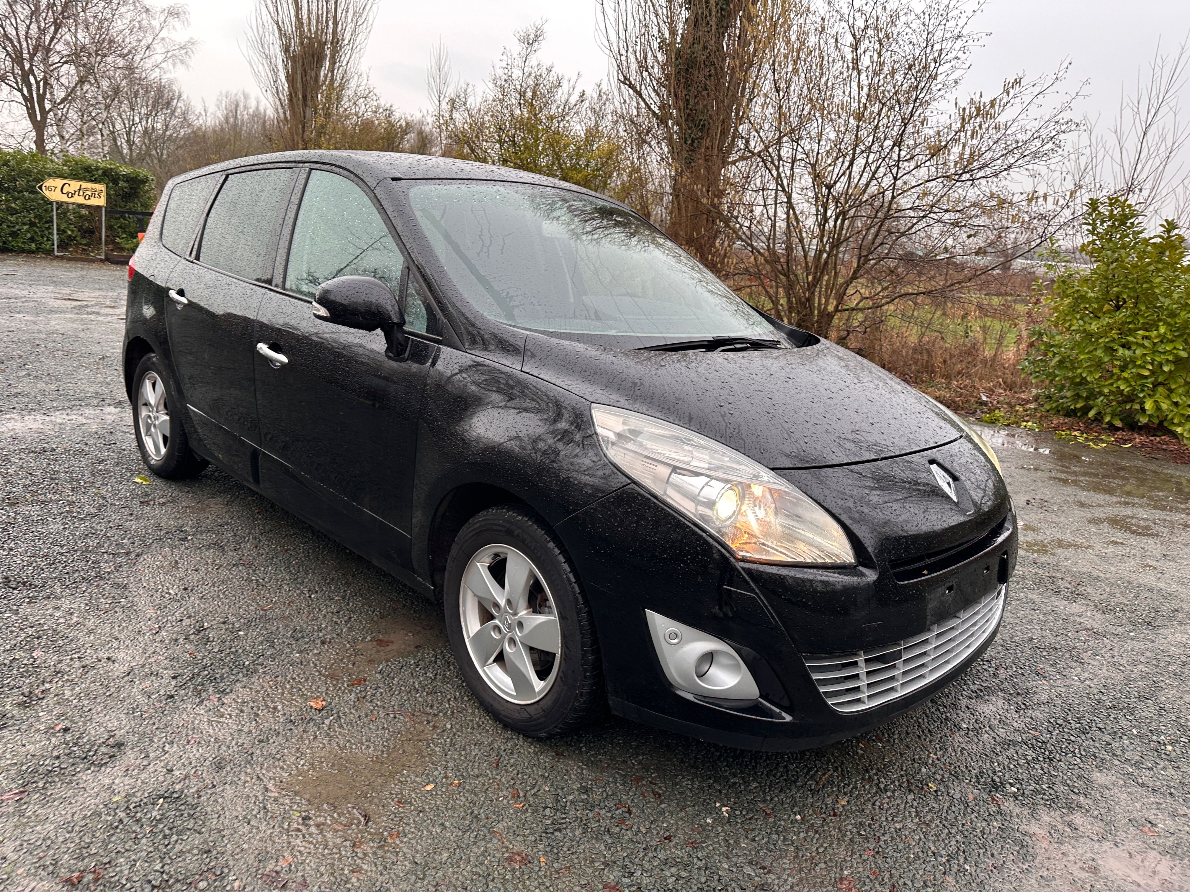 Renault Scenic Grand 1.5 DCI Dynamique 2011