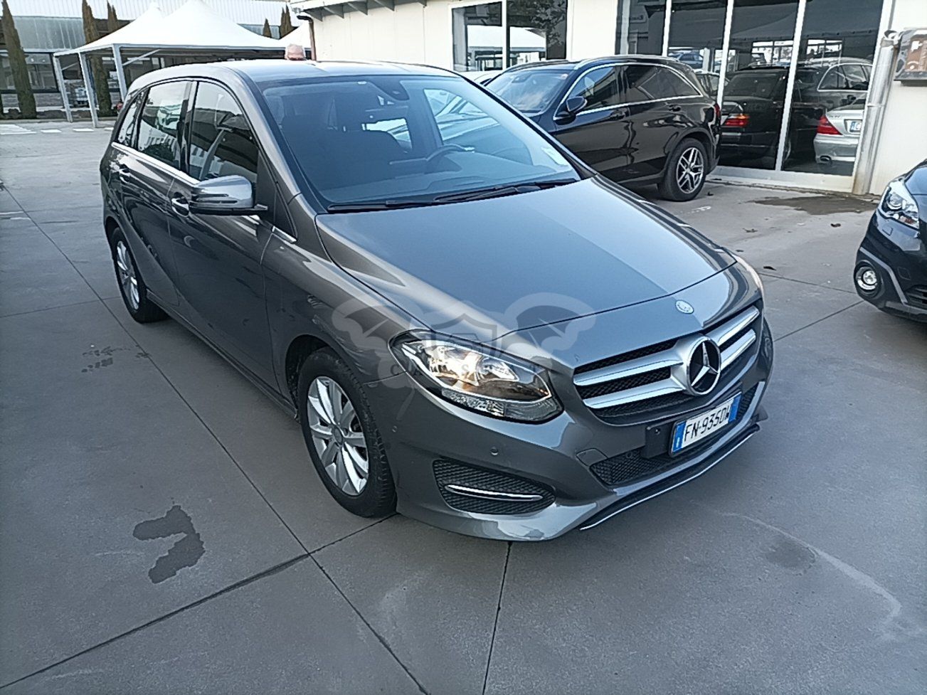 Mercedes-Benz B 180d Business 2016