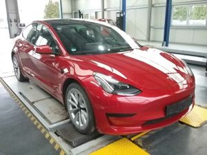 Tesla Model 3 Standard Range Plus 2021