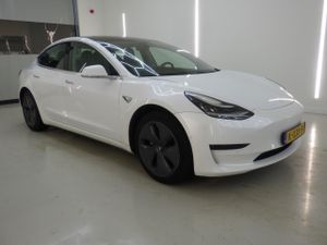 Tesla Model 3 Standard Range Plus 60 kWh 2020