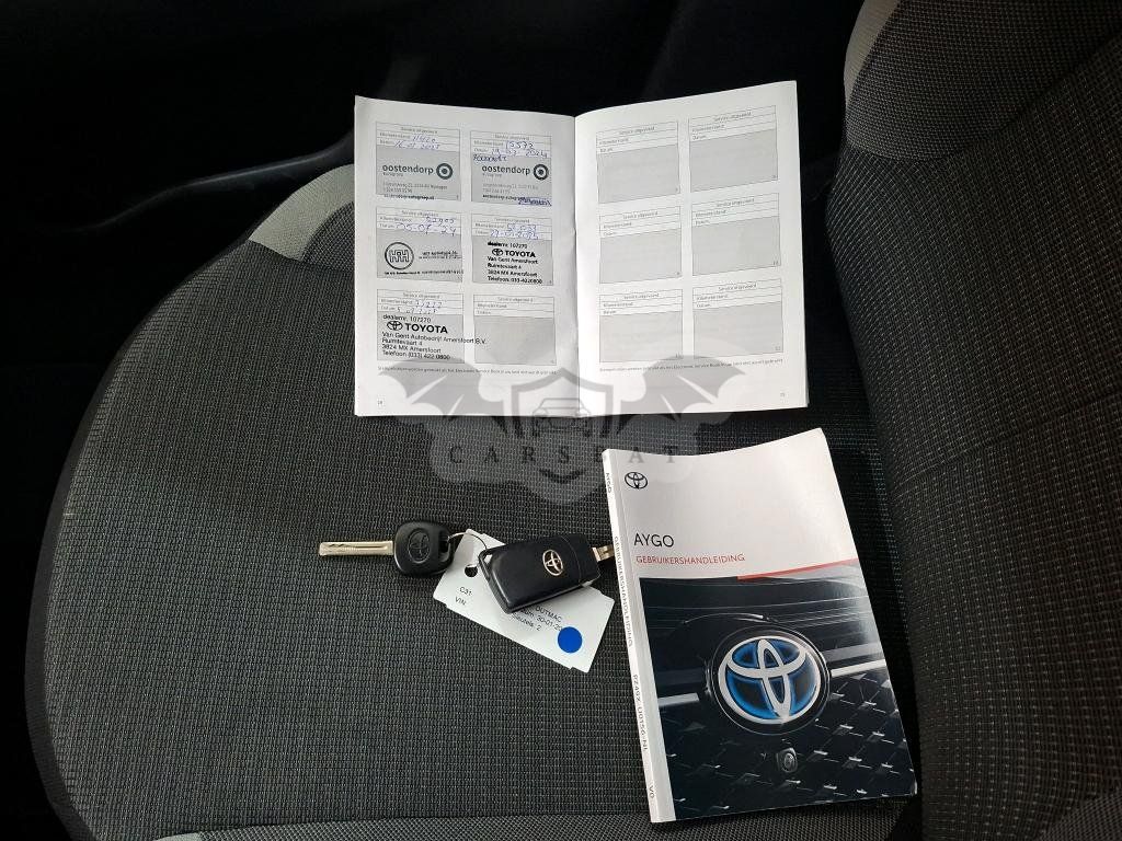 Toyota Aygo 1.0 VVT-i X-Play 2021