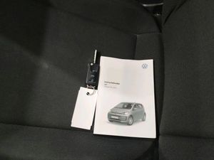 Volkswagen Up! 1.0 2021