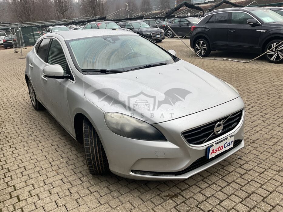 Volvo V40 D2 Momentum 2013