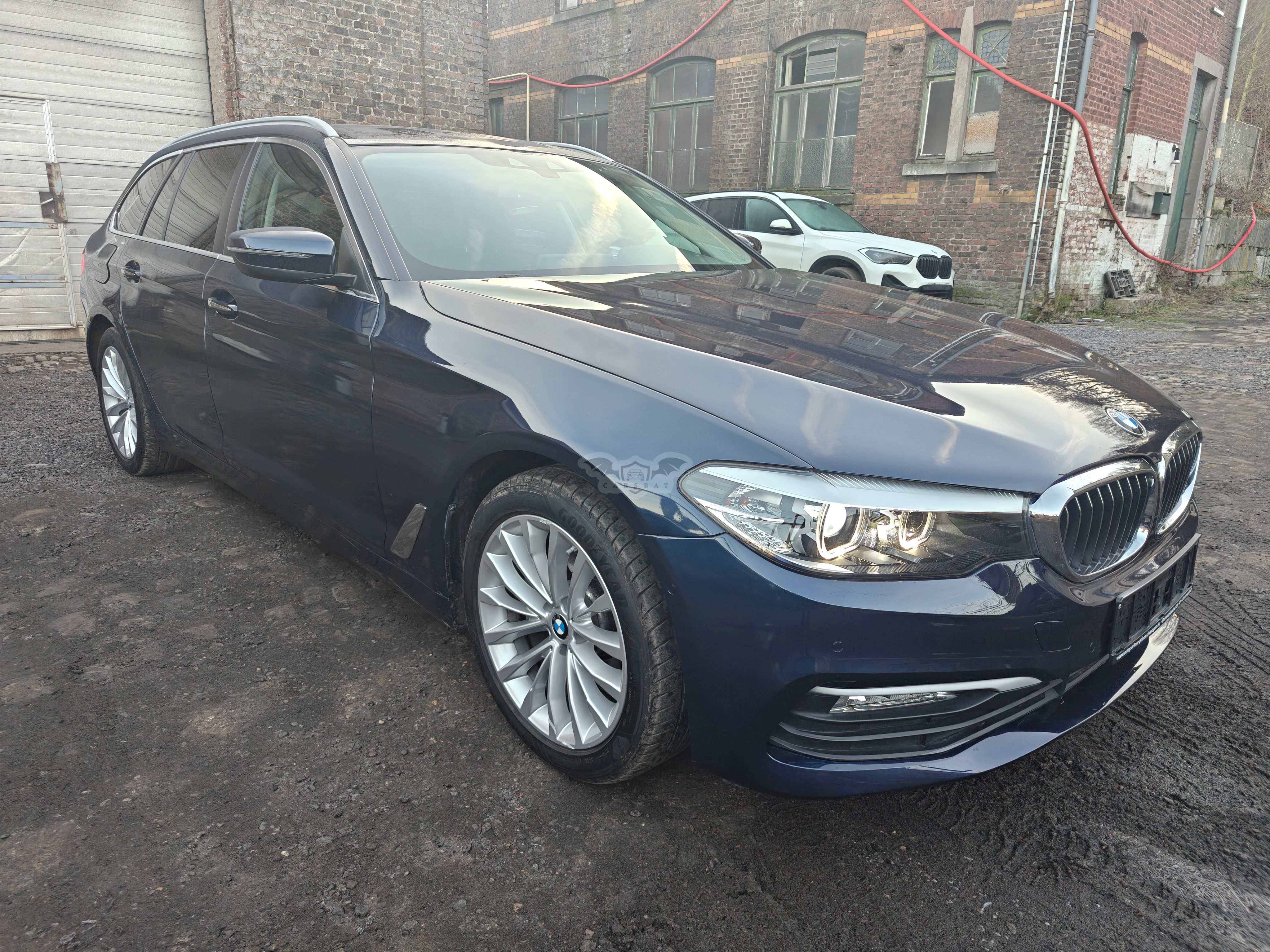 BMW 5 Series Touring 520d Business 2016