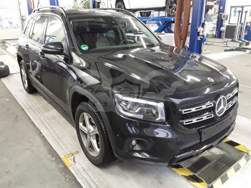 Mercedes-Benz GLB 220d Progressive 2023
