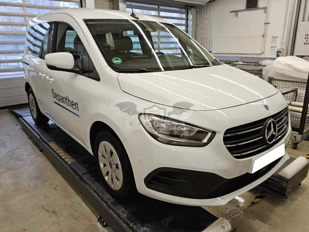 Mercedes-Benz T 180 2024
